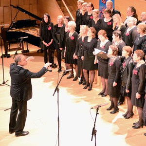 choir-group.jpg